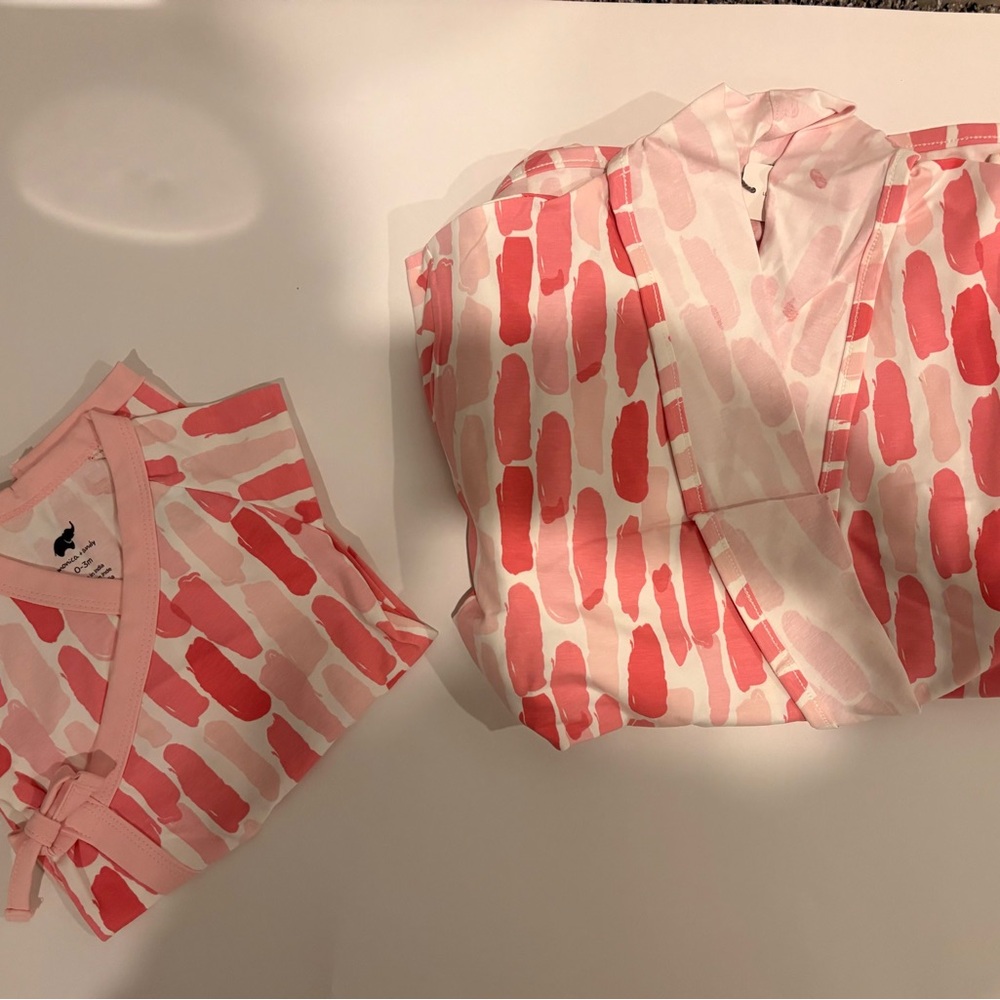 NWTs Monica + Andy Matching Mommy and new baby set.